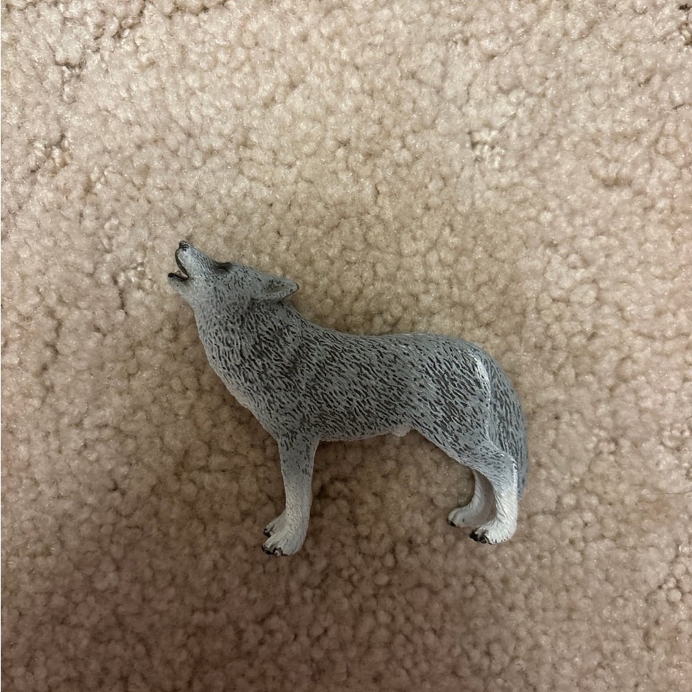 schleich gray wolf 2009